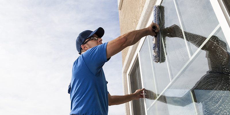 Window Cleaner in Kernersville, North Carolina