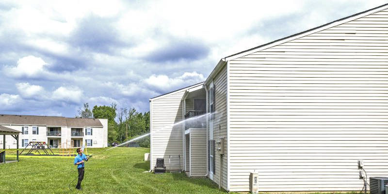 Siding Pressure Washing in High Point, North Carolina